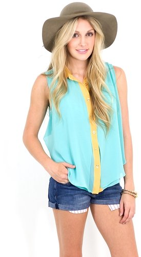 Hint of Mint Top