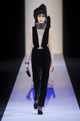 Giorgio Armani Fall 2013
Giorgio Armani Fall 2013