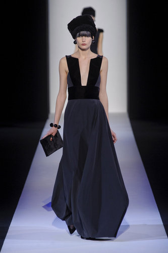 Giorgio Armani Fall 2013
Giorgio Armani Fall 2013