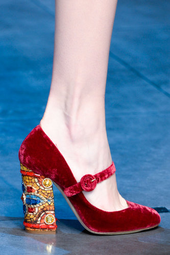 Dolce & Gabbana Fall 2013
Dolce & Gabbana Fall 2013