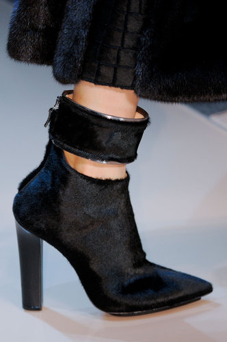 Gianfranco Ferré Fall 2013
Gianfranco Ferré Fall 2013