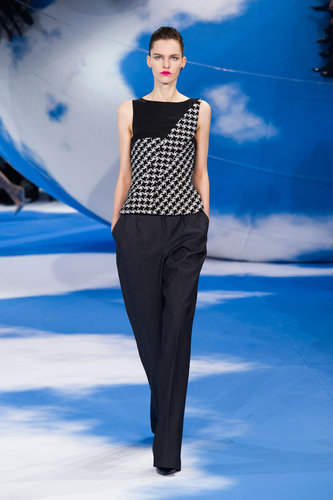 Christian Dior Fall 2013
Christian Dior Fall 2013