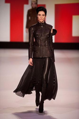 Jean Paul Gaultier Fall 2013
Jean Paul Gaultier Fall 2013