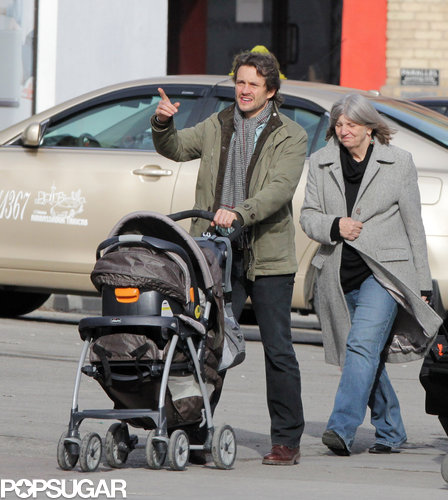 Claire Danes and Hugh Dancy Take Cyrus For a Stroll in Toronto Claire Danes and Hugh Dancy Take Cyrus For a Stroll in Toronto