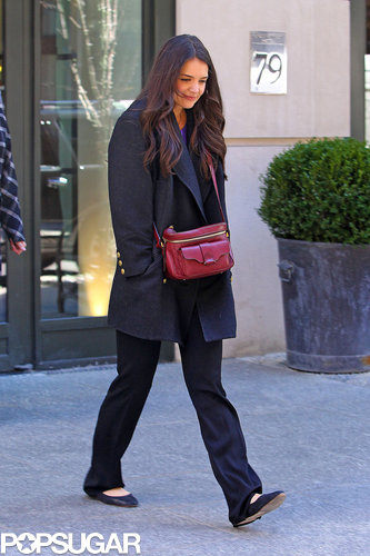 Katie Holmes Meets Up With Her Mom For a Chilly NYC Outing Katie Holmes Meets Up With Her Mom For a Chilly NYC Outing