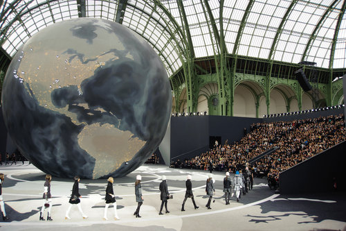 Chanel Fall 2013
Chanel Fall 2013
