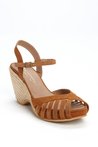 Eric Michael 'Kamielle' Sandal