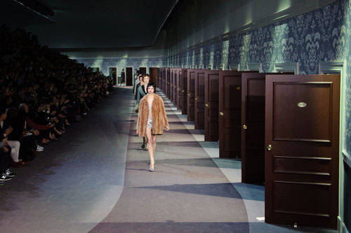 Louis Vuitton Fall 2013
Louis Vuitton Fall 2013