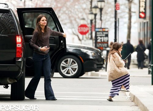 Katie Holmes ran errands with Suri Cruise.
Katie Holmes ran errands with Suri Cruise.