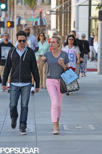Diane Kruger wore pink pants for a shopping trip around LA.
Diane Kruger wore pink pants for a shopping trip around LA.