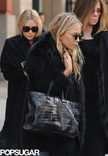 Mary-Kate and Ashley Olsen Celebrate CFDA Nominees Mary-Kate and Ashley Olsen Celebrate CFDA Nominees