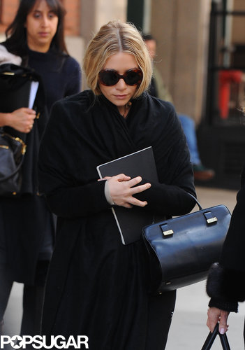 Mary-Kate Olsen clutched a notepad in NYC.
Mary-Kate Olsen clutched a notepad in NYC.