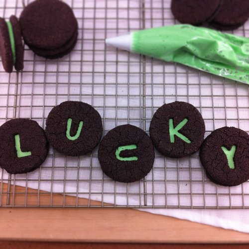 "Luck of the Irish" St. Patrick's Day Homemade Oreos