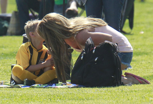 Britney Spears Gets in Soccer Mom Mode With Ex Kevin Federline Britney Spears Gets in Soccer Mom Mode With Ex Kevin Federline