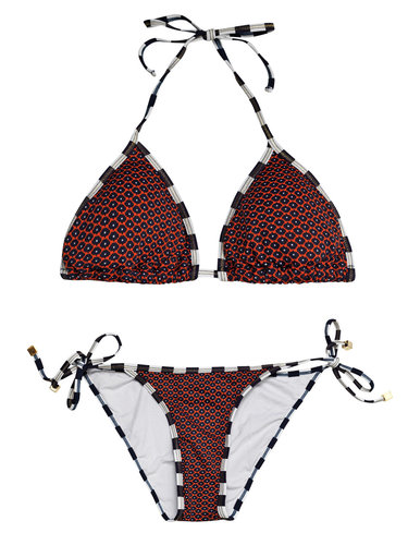 If your Coachella plans include a few pool parties, this OndadeMar printed bikini ($194) features a fun mixed print that can be worn all beach season long.
If your Coachella plans include a few pool parties, this OndadeMar printed bikini ($194) features a fun mixed print that can be worn all beach season long.