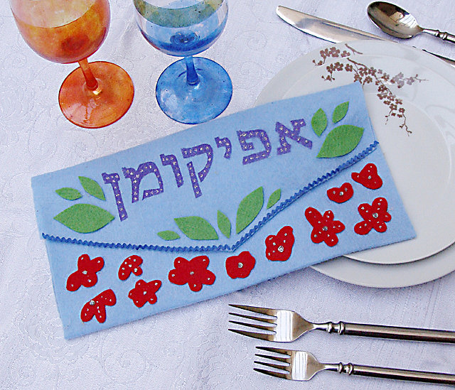 No-Sew Afikomen Bag/Envelope No-Sew Afikomen Bag/Envelope