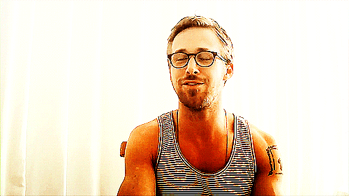 The Sleeveless in Glasses, and I've Passed Out The Sleeveless in Glasses, and I've Passed Out