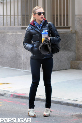 Scarlett Johansson Takes a Snowy City Stroll With Romain Scarlett Johansson Takes a Snowy City Stroll With Romain