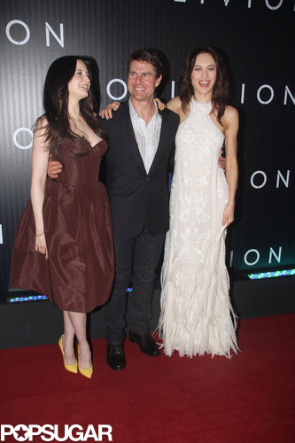 Tom Cruise Takes Oblivion and His Leading Ladies to Brazil Tom Cruise Takes Oblivion and His Leading Ladies to Brazil