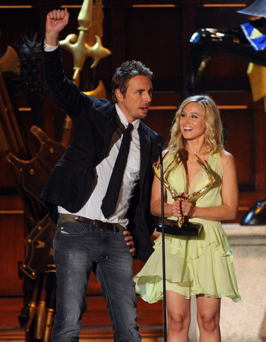 Dax Shepard and Kristen Bell took the stage at the June 2012 Guys Choice Awards.
Dax Shepard and Kristen Bell took the stage at the June 2012 Guys Choice Awards.