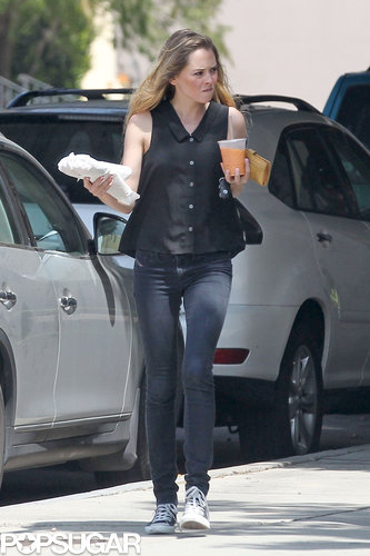 Ryan Phillippe Brings His Girlfriend to Lunch With Ava and Deacon Ryan Phillippe Brings His Girlfriend to Lunch With Ava and Deacon