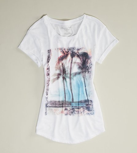 Emma's American Eagle Photo Real T ($25) would look great with your favorite denim.
Emma's American Eagle Photo Real T ($25) would look great with your favorite denim.