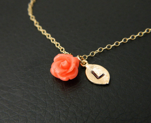 Initial Flower Necklace Initial Flower Necklace