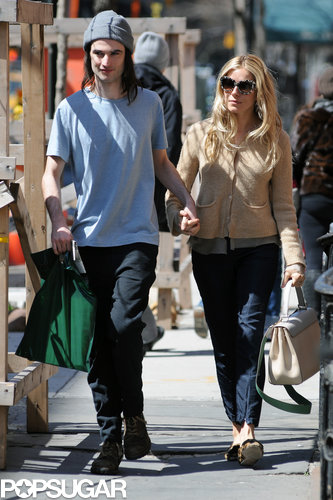 Sienna Miller and Tom Sturridge Hold Each Other Tight on a Lunch Date Sienna Miller and Tom Sturridge Hold Each Other Tight on a Lunch Date