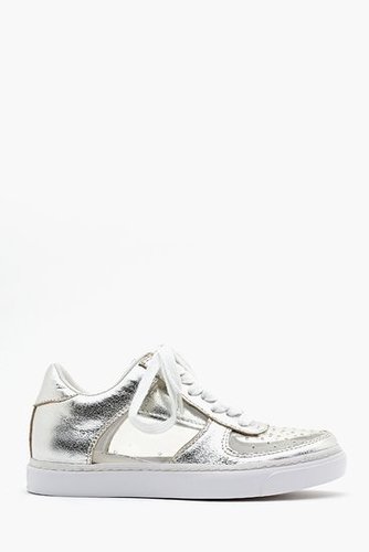 Sneakers Sneakers