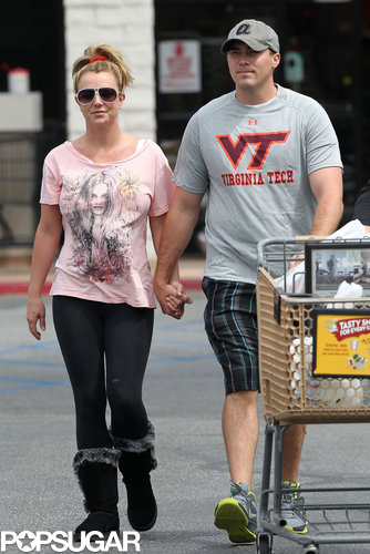 Britney Spears Shows PDA With Her New Guy Britney Spears Shows PDA With Her New Guy