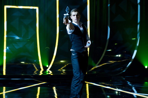 See All the Magical Photos From Now You See Me See All the Magical Photos From Now You See Me