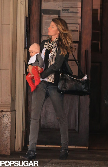 Gisele Bündchen held baby Vivian while out in NYC. Gisele Bündchen held baby Vivian while out in NYC.