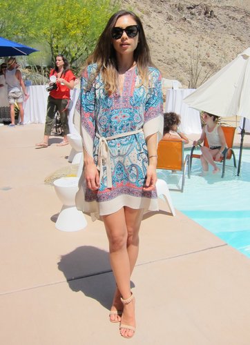 Rumi Neely showed off her festival style in a BCBG Max Azria printed tunic dress and nude ankle-strap sandals.
Source: Chi Diem Chau
Rumi Neely showed off her festival style in a BCBG Max Azria printed tunic dress and nude ankle-strap sandals.
Source: Chi Diem Chau
