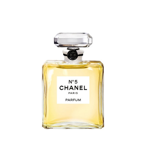 Your maid of honor has been there through everything, so why not splurge on your time-tested friendship and gift an equally timeless bottle of Chanel N°5 ($120-$325)?
Your maid of honor has been there through everything, so why not splurge on your time-tested friendship and gift an equally timeless bottle of Chanel N°5 ($120-$325)?