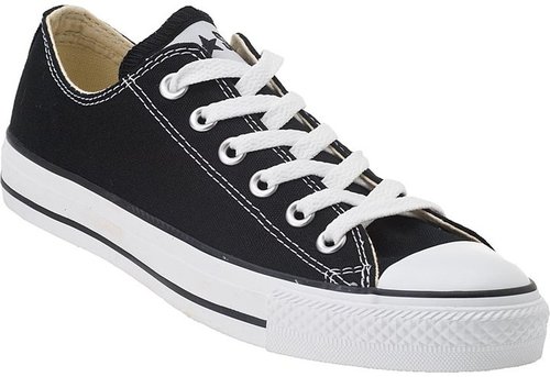 Kristen Stewart On Shoes