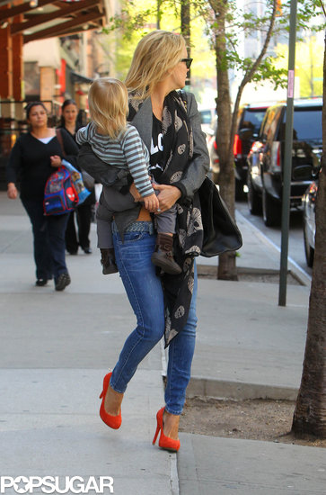 Kate Hudson left her NYC hotel with Bingham Bellamy.
Kate Hudson left her NYC hotel with Bingham Bellamy.