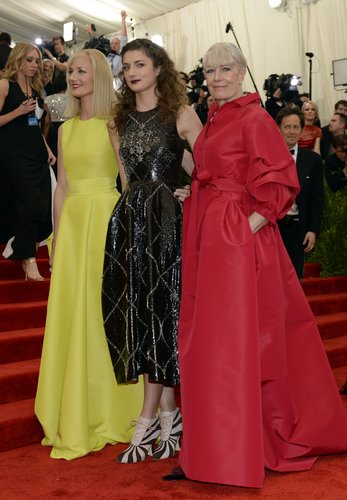 Vanessa Redgrave with her daughter and granddaughter at the Met Gala 2013.
Vanessa Redgrave with her daughter and granddaughter at the Met Gala 2013.