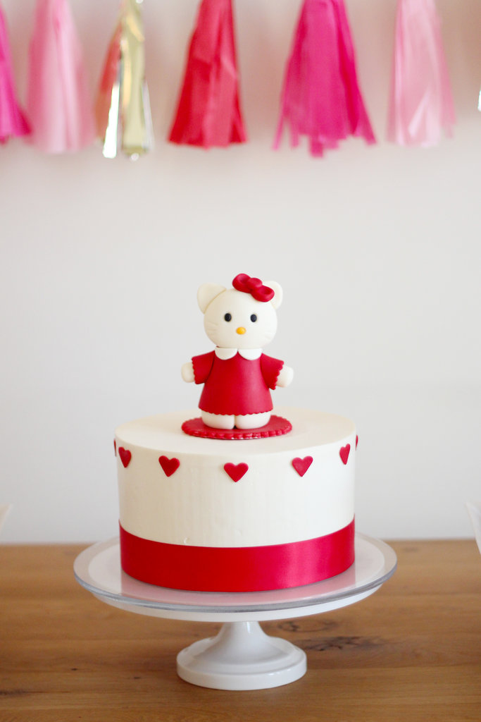A Hello Kitty Cake A Hello Kitty Cake