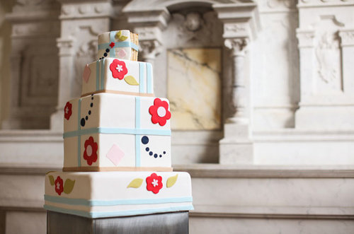 Between the fun colors and funky patterns, this cake is ready to party.
Photo by Jasmine Star via Green Wedding Shoes
Between the fun colors and funky patterns, this cake is ready to party.
Photo by Jasmine Star via Green Wedding Shoes