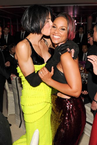 Alicia Keys got some love inside the Met Gala on Monday.
Source: Billy Farrell/BFANYC.com
Alicia Keys got some love inside the Met Gala on Monday.
Source: Billy Farrell/BFANYC.com