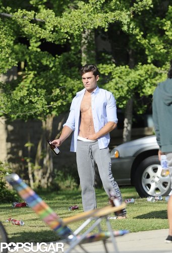 Zac Efron sported an unbuttoned shirt.
Zac Efron sported an unbuttoned shirt.