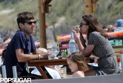 Keira Knightley and James Righton dined in Corsica.
Keira Knightley and James Righton dined in Corsica.
