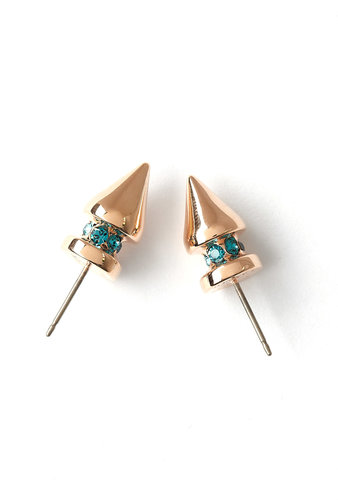 Do simple gold earrings the millennial way with a bit of personality. Mawi's spikes ($186) look dangerously chic up close, but from afar they're demure enough to wear every day.
Do simple gold earrings the millennial way with a bit of personality. Mawi's spikes ($186) look dangerously chic up close, but from afar they're demure enough to wear every day.