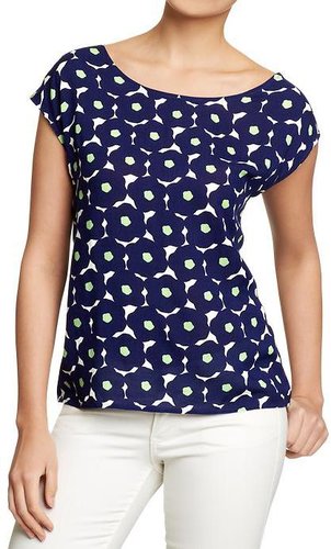 Women's Crepe Scoop-Neck Tops