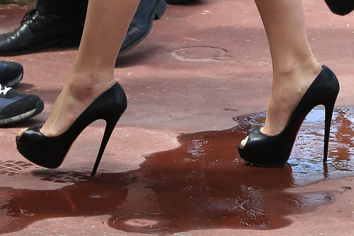 Carey Mulligan wore black Christian Louboutin peep-toe pumps.
Carey Mulligan wore black Christian Louboutin peep-toe pumps.
