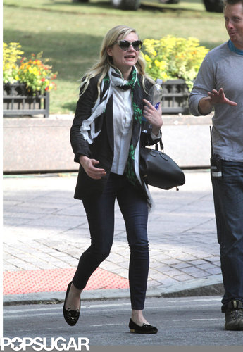 Kirsten Dunst arrived on the scene before changing out of her modern clothes.
Kirsten Dunst arrived on the scene before changing out of her modern clothes.
