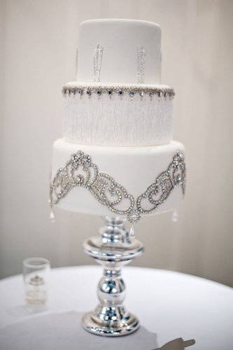 This romantic cake is dripping in elegance and is almost — emphasis on almost — too pretty to eat.
Photo by Kristen Weaver Photography via Style Me Pretty
This romantic cake is dripping in elegance and is almost — emphasis on almost — too pretty to eat.
Photo by Kristen Weaver Photography via Style Me Pretty
