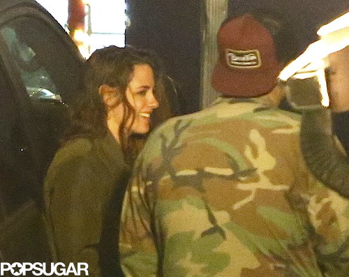 Kristen Stewart Has a "Relaxed" Dinner With Friends and Visits Taylor Swift Postsplit Kristen Stewart Has a "Relaxed" Dinner With Friends and Visits Taylor Swift Postsplit