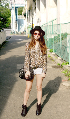 Simple Leopard