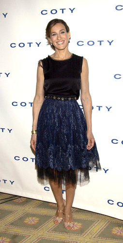 Parker married black and navy in a shimmering tulle creation during a 2005 fragrance announcement in NYC.
Parker married black and navy in a shimmering tulle creation during a 2005 fragrance announcement in NYC.